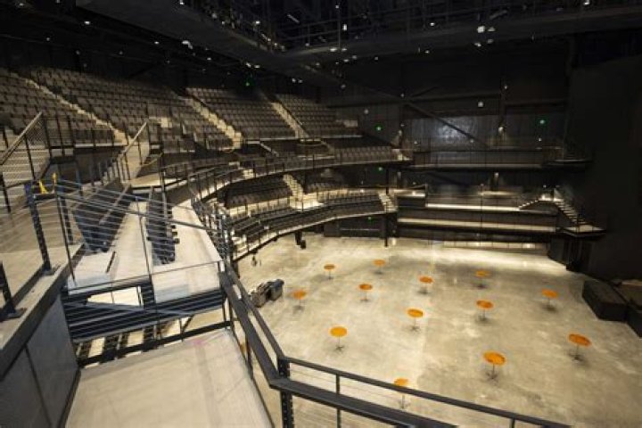 Cincinnati Banks Concert Hall To Be Named The Andrew J Brady ICON Music Center