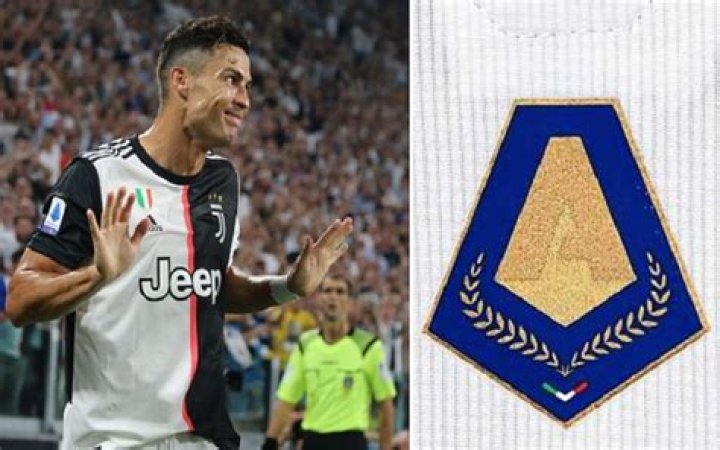 
Cristiano Ronaldo refuses to wear Serie A MVP badge in Respect for Juventus teammates