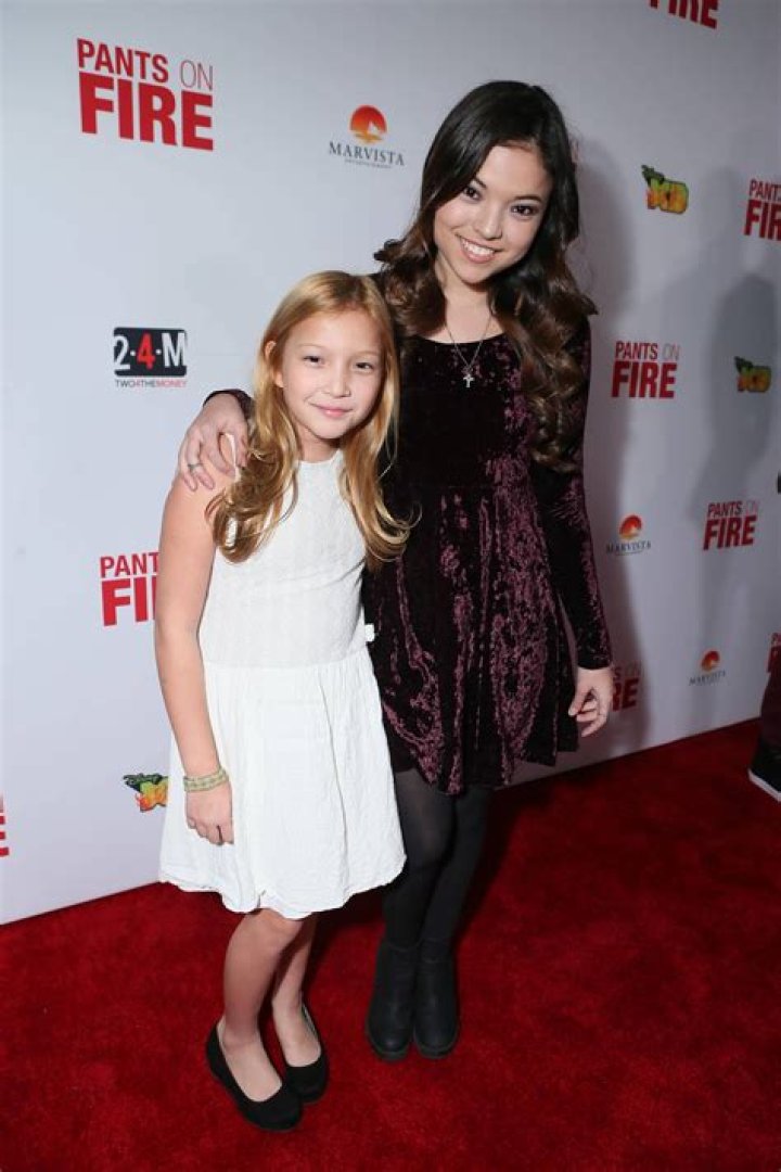 Young Hollywood Comes Out to Disney XD’s “Pants on Fire” Premiere in Los Angeles – Celeb Secrets